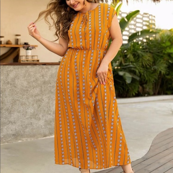 Tribal Print Dress - Picture 3 of 7